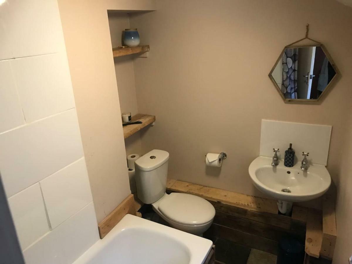 Ham Tree Cottage Trowbridge Esterno foto